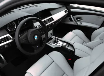 Bmw Serie 5 M5 E60 17 Interior Restyling