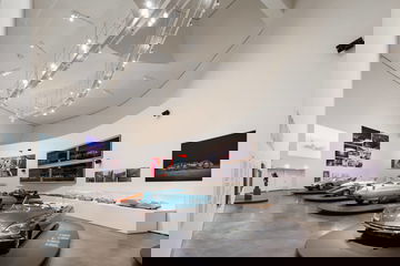Exposicion Guggenheim Bilbao Motion 03