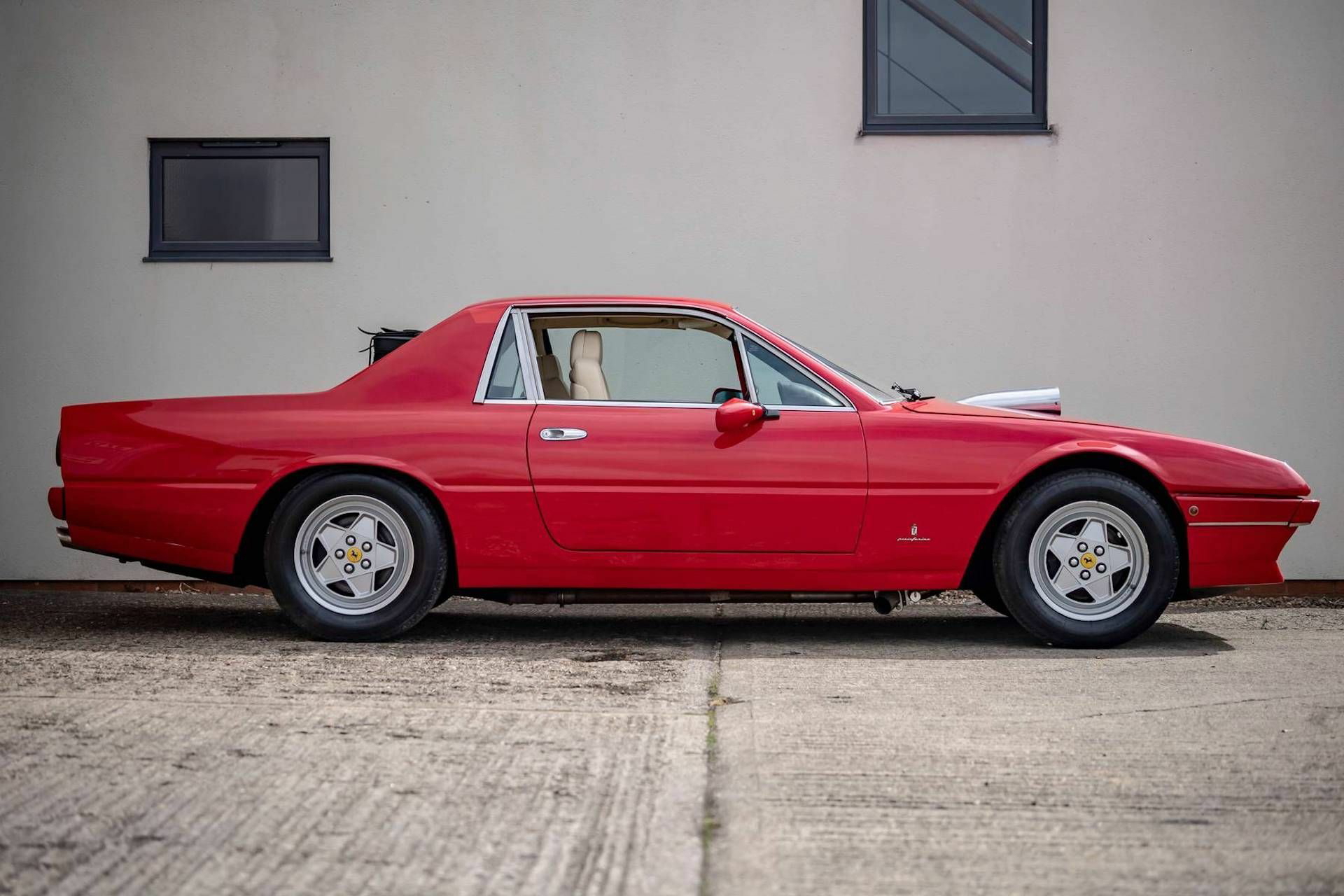 Ferrari 412 Pick Up 4