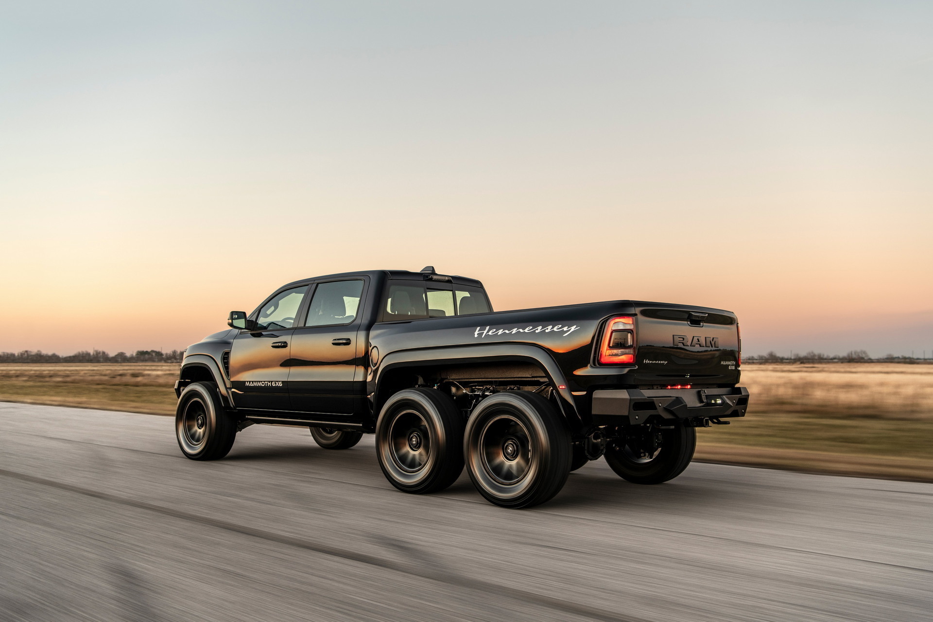 Hennessey Mammoth 1200 Trx 6x6 2