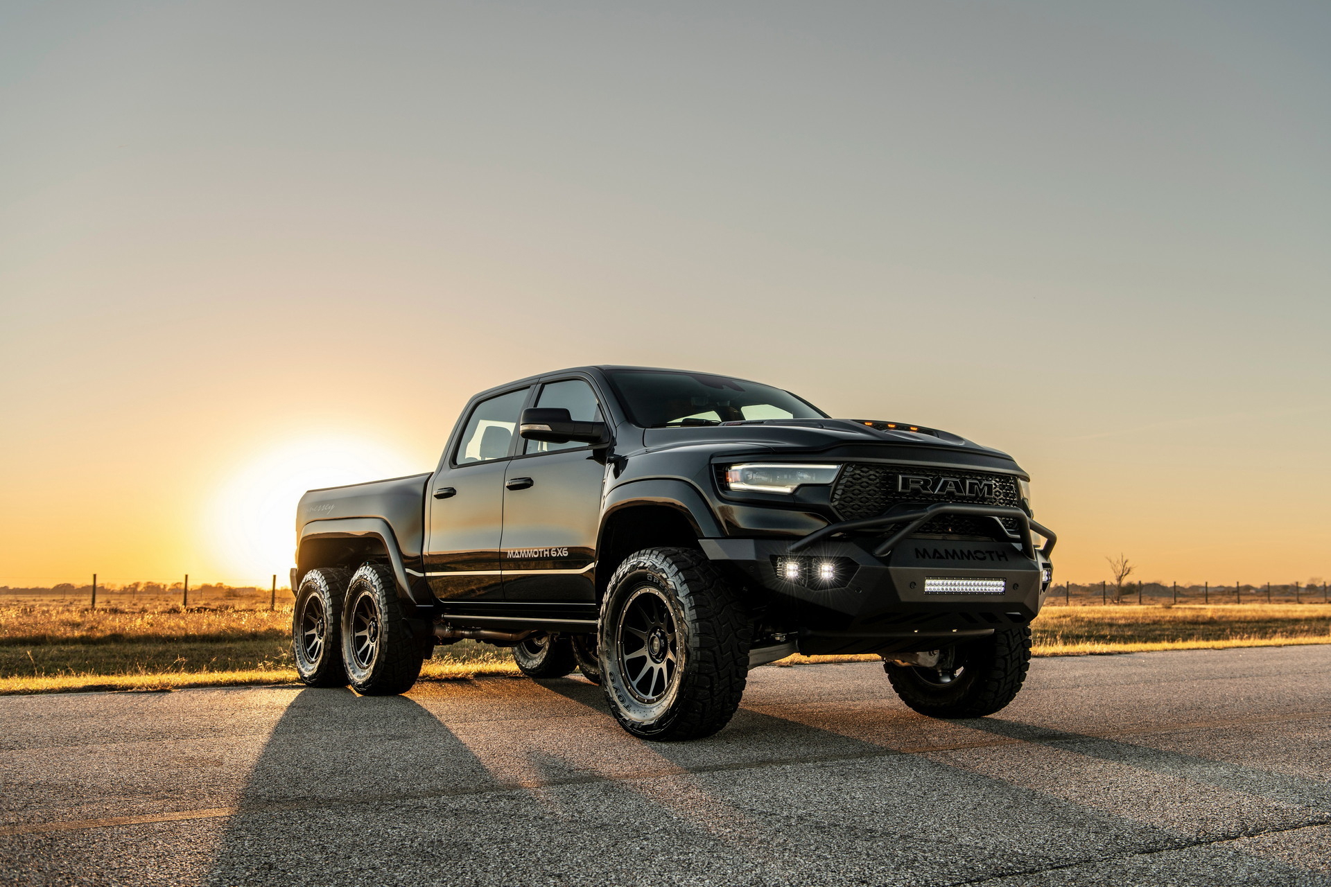 Hennessey Mammoth 1200 Trx 6x6 3