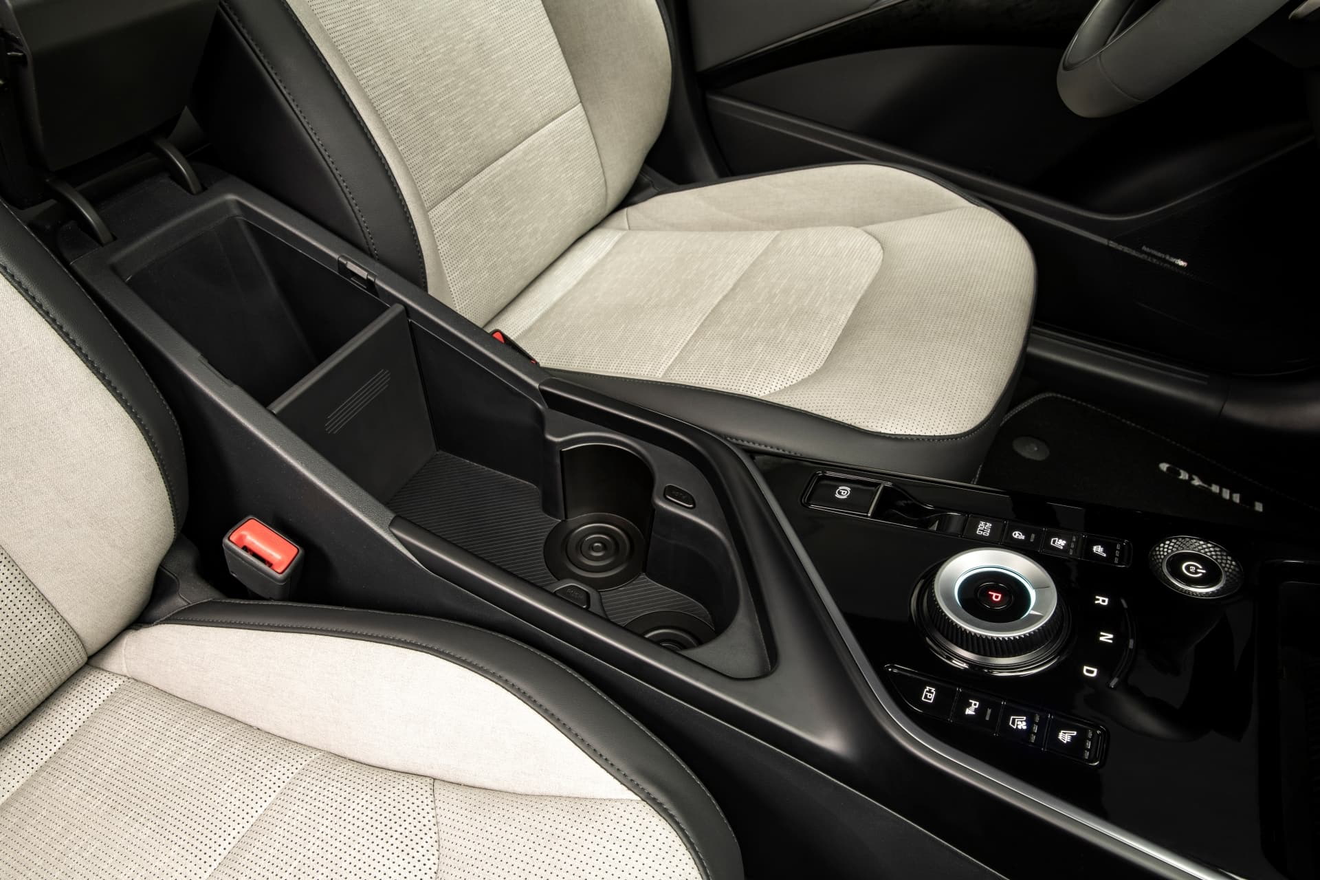Kia Niro 2022 73
