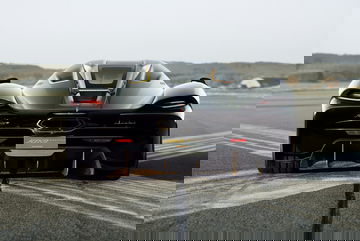 Koenigsegg Jesko Absolut 202 02