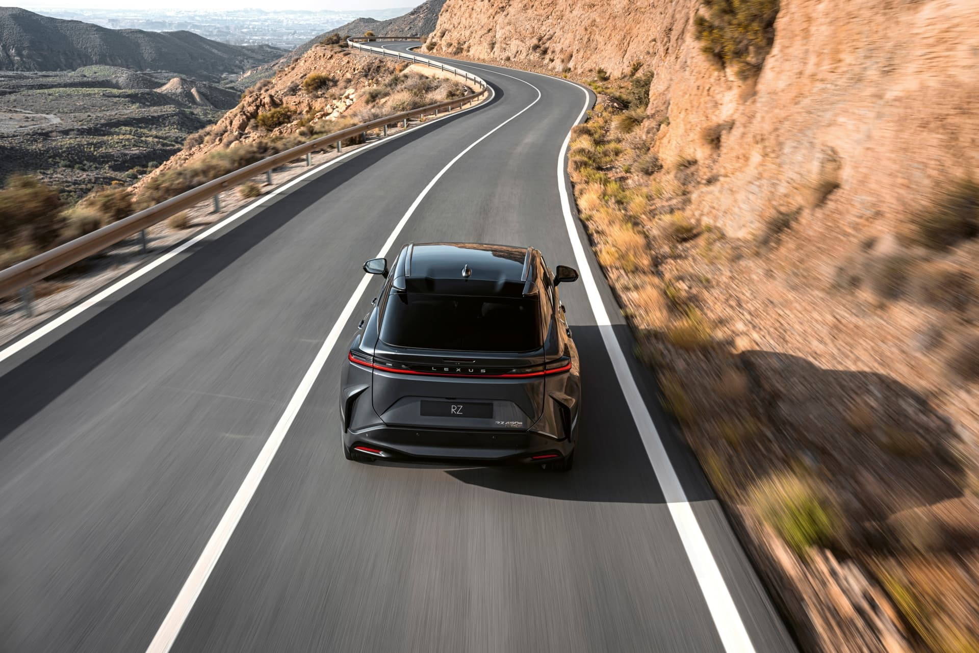 Lexus Rz 450e 2022 48