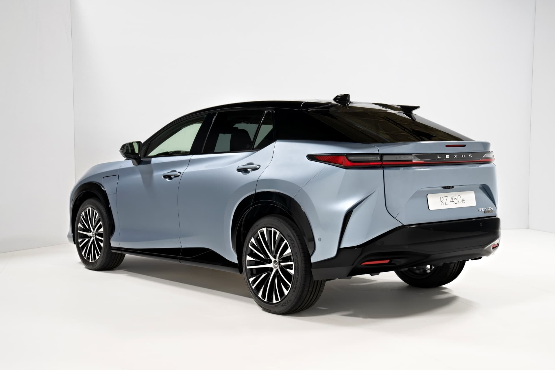 Lexus Rz 450e 2022 69