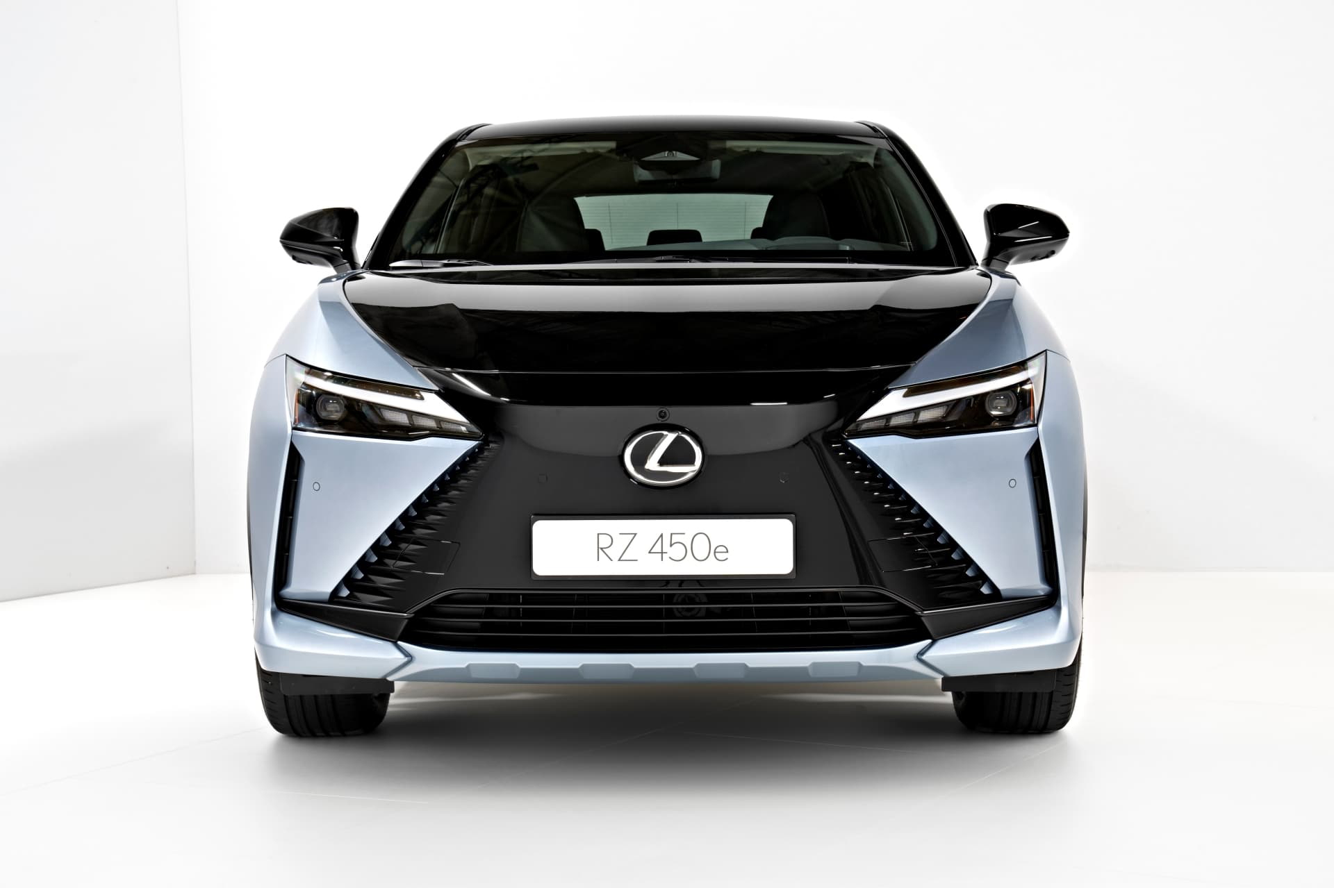 Lexus Rz 450e 2022 73