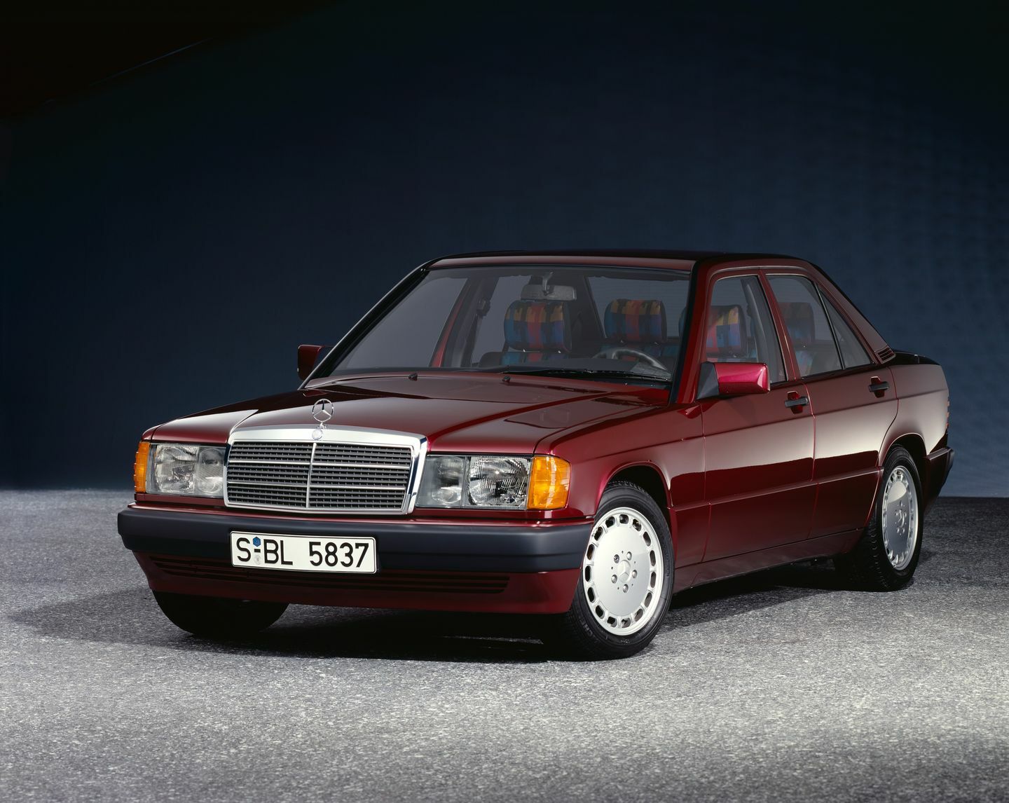 Mercedes 190 Avantgarde 6