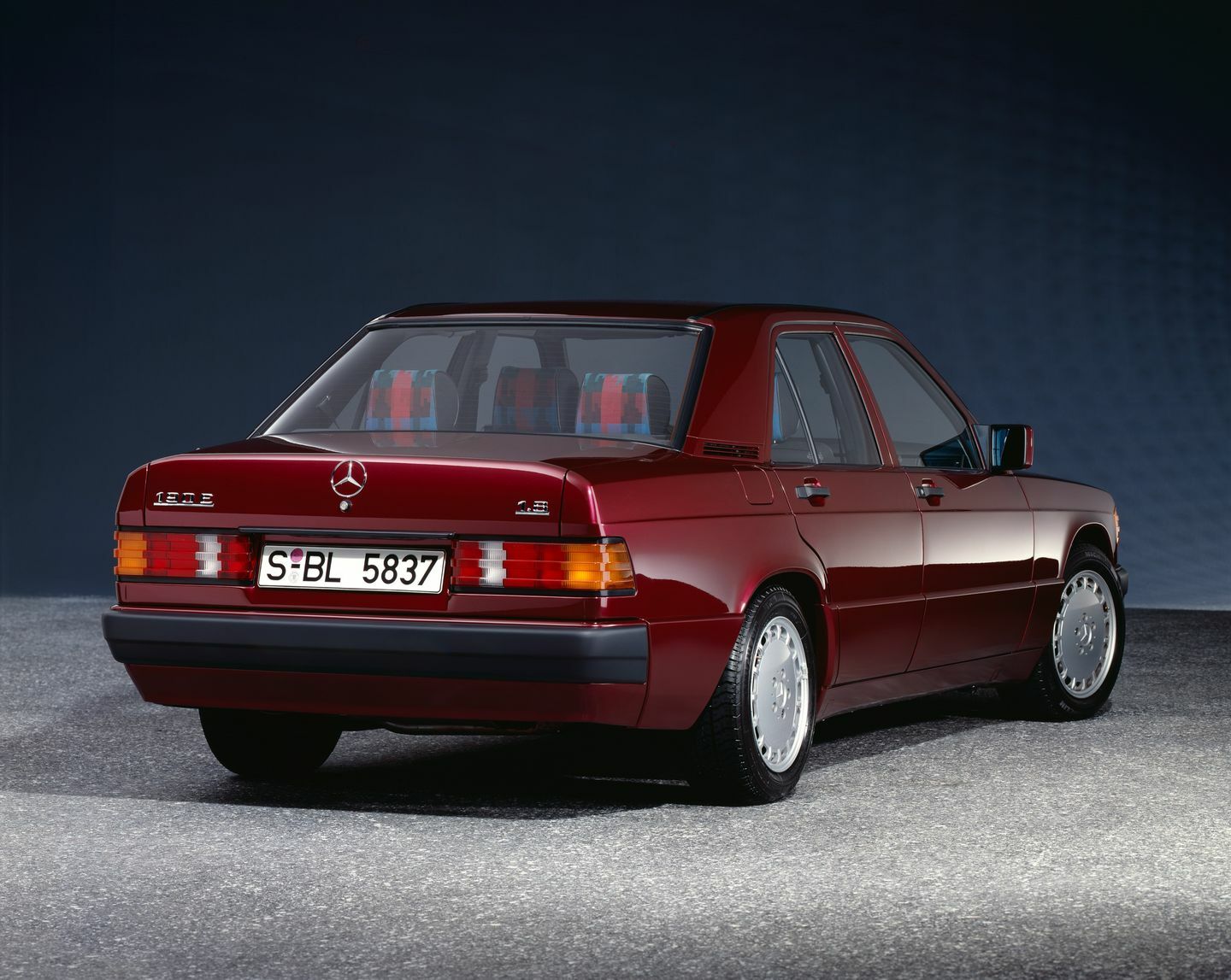 Mercedes 190 Avantgarde 8
