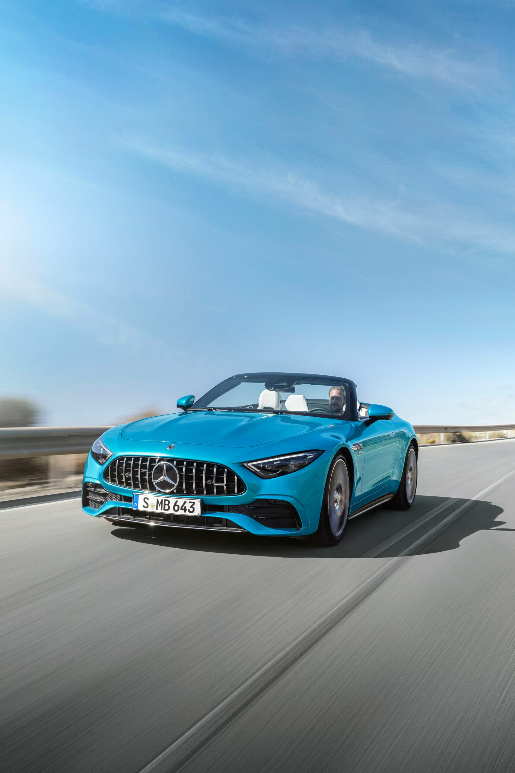 Mercedes Amg Sl 43 Azul 2022 17