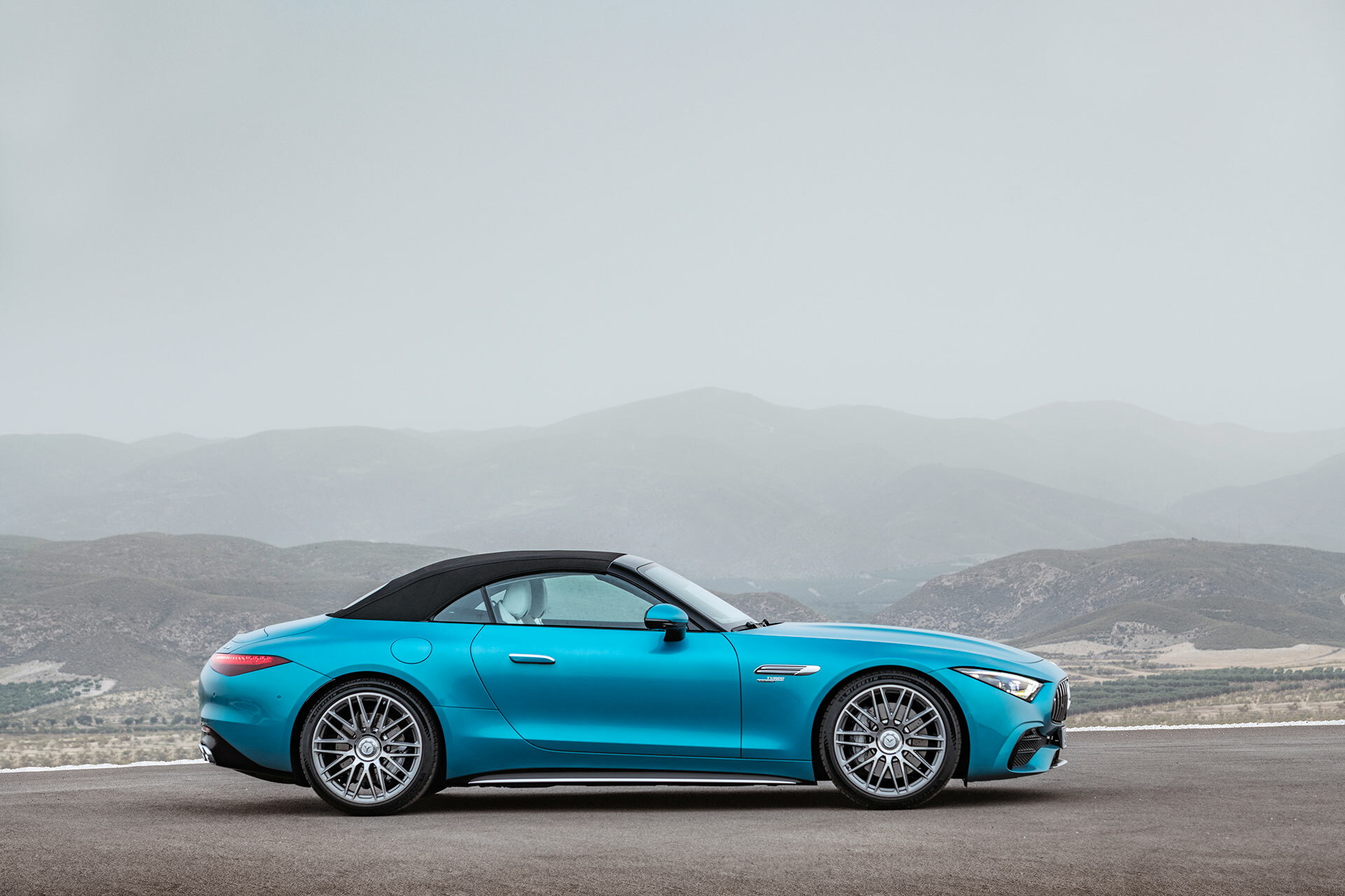 Mercedes Amg Sl 43 Azul 2022 26