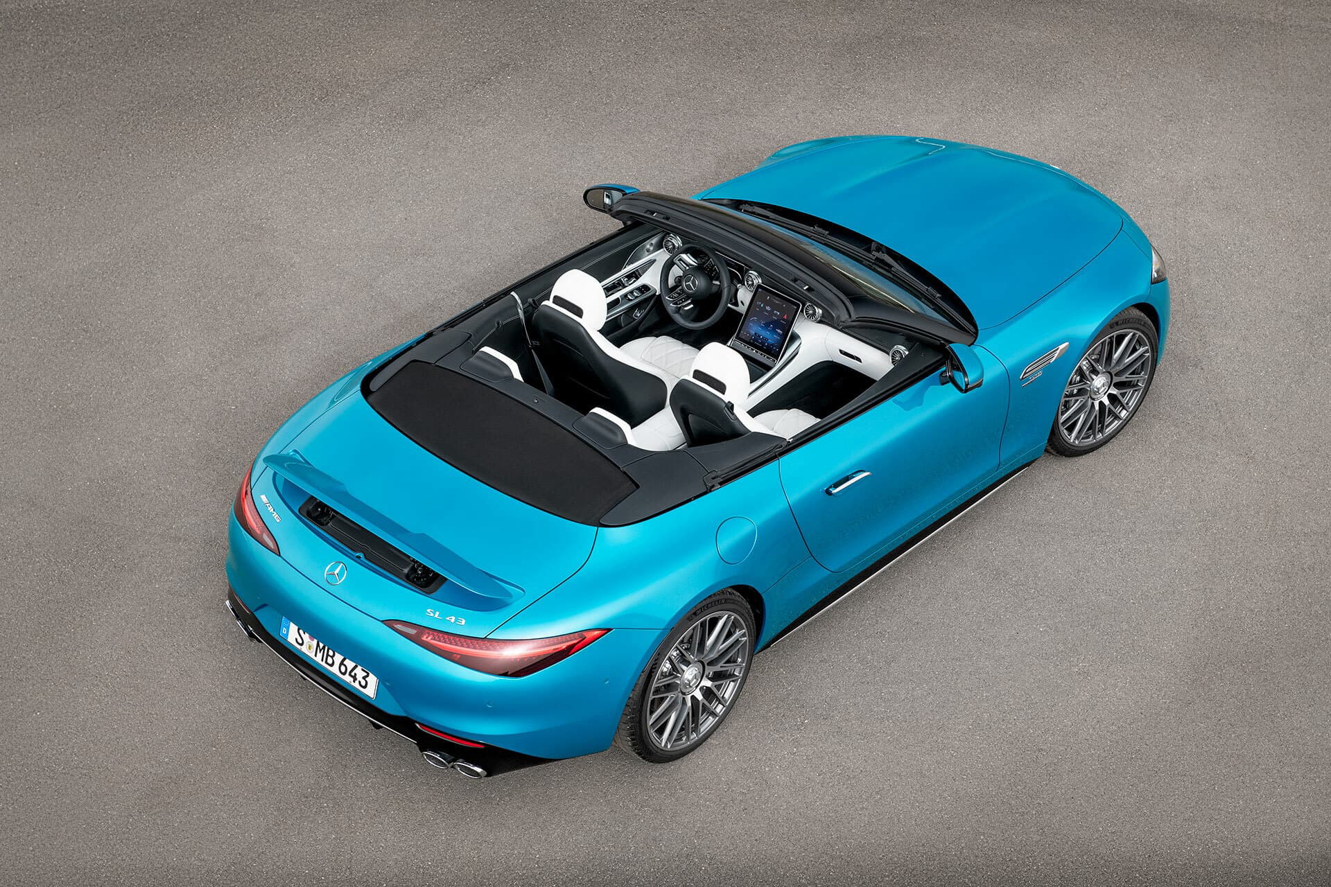 Mercedes Amg Sl 43 Azul 2022 31