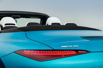 Mercedes Amg Sl 43 Azul 2022 33