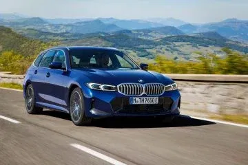 Bmw Serie 3 2022 Restyling 31 Touring Exterior Frontal 34 Bmw Serie 3 2022 Restyling 31 Touring Exterior Frontal 34