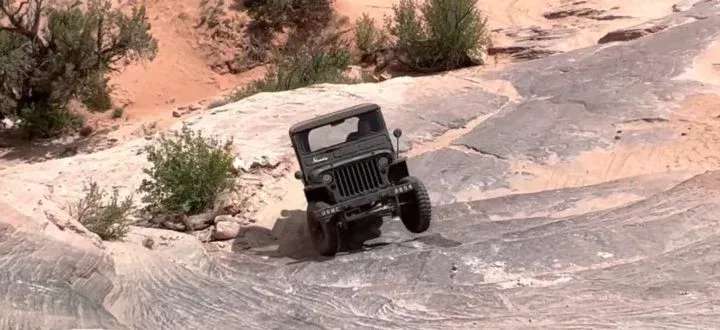 Jeep Willys Desierto Moab 01