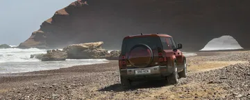 Land Rover Defender 130 2022 13