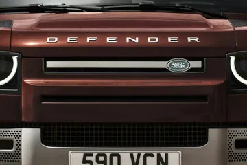 Land Rover Defender 130 2022 36