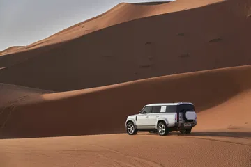 Land Rover Defender 130 2022 7