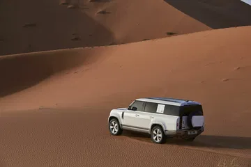 Land Rover Defender 130 2022 9