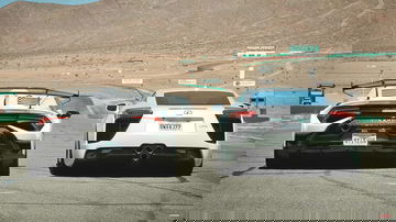 Lexus Lfa Vs Lamborghini Huracan Sto 01