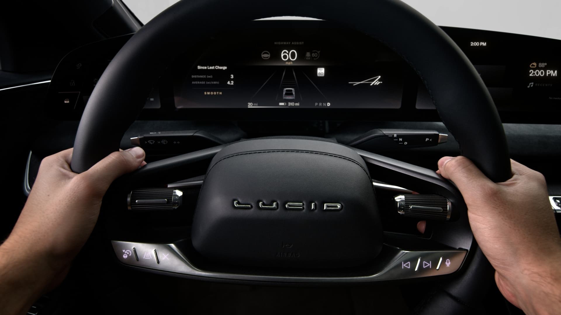 Lucid Air 2022 01