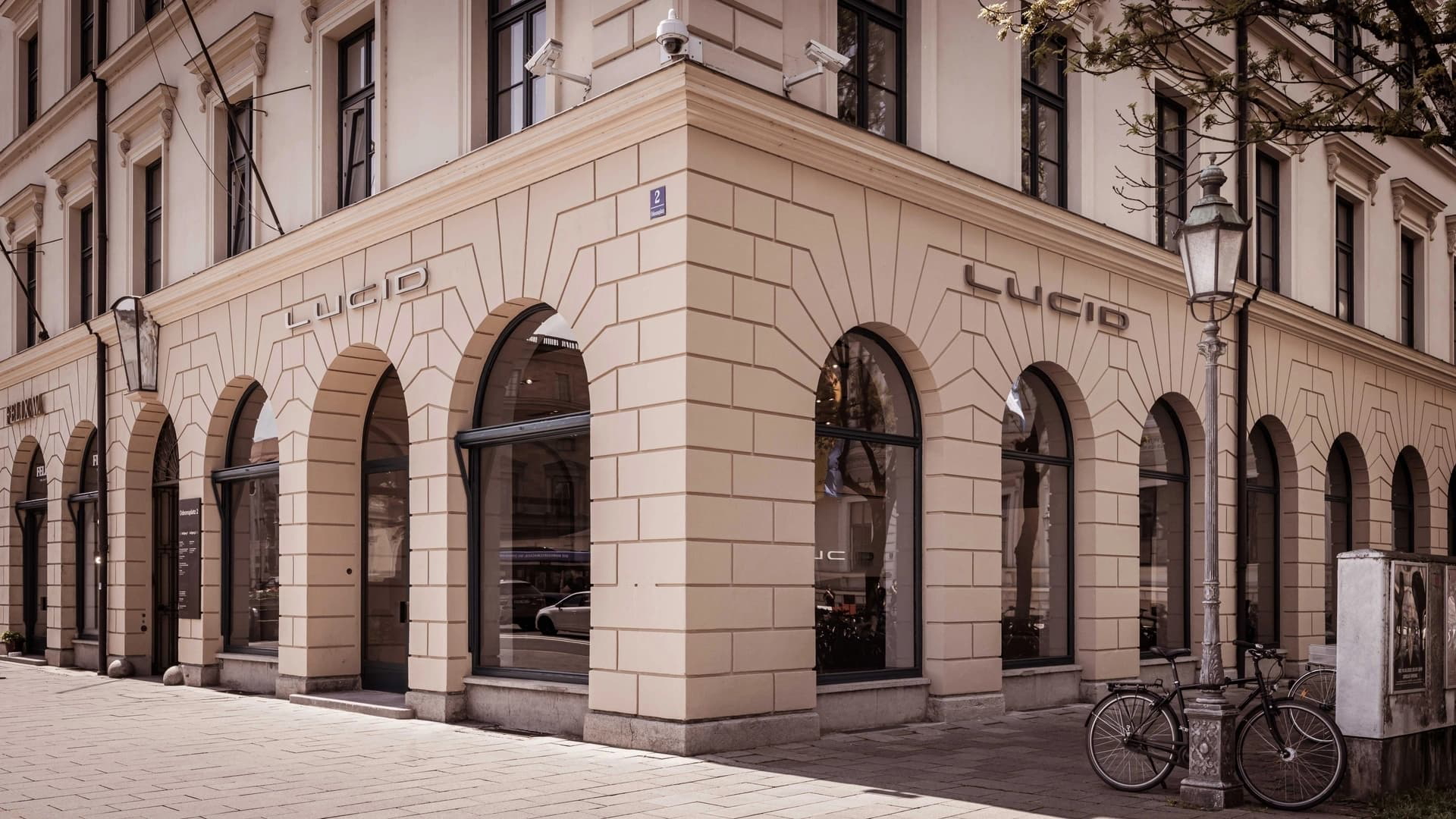 Lucid Air 2022 120