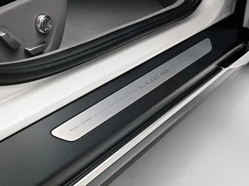Lucid Air 2022 15