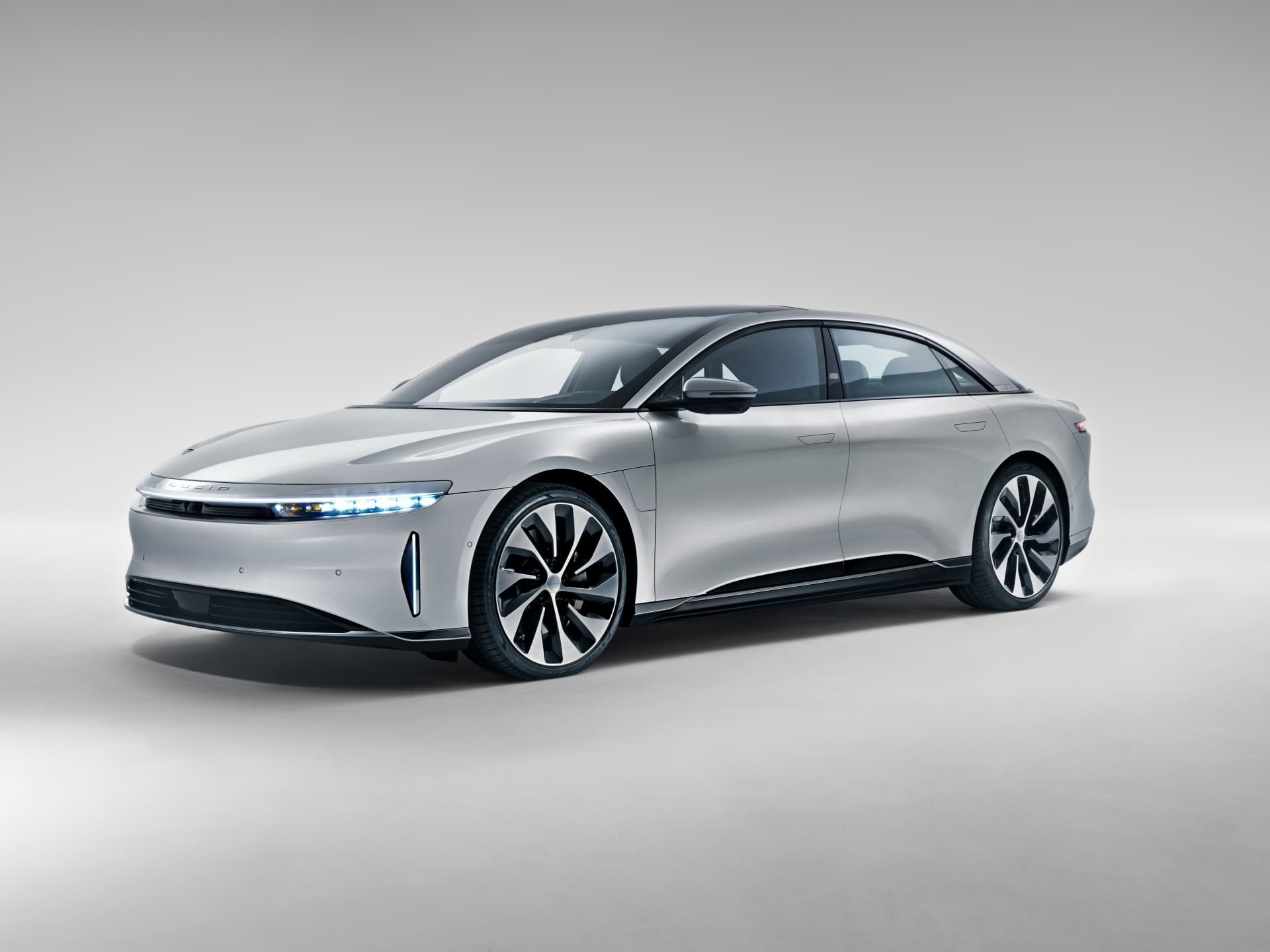 Lucid Air 2022 28
