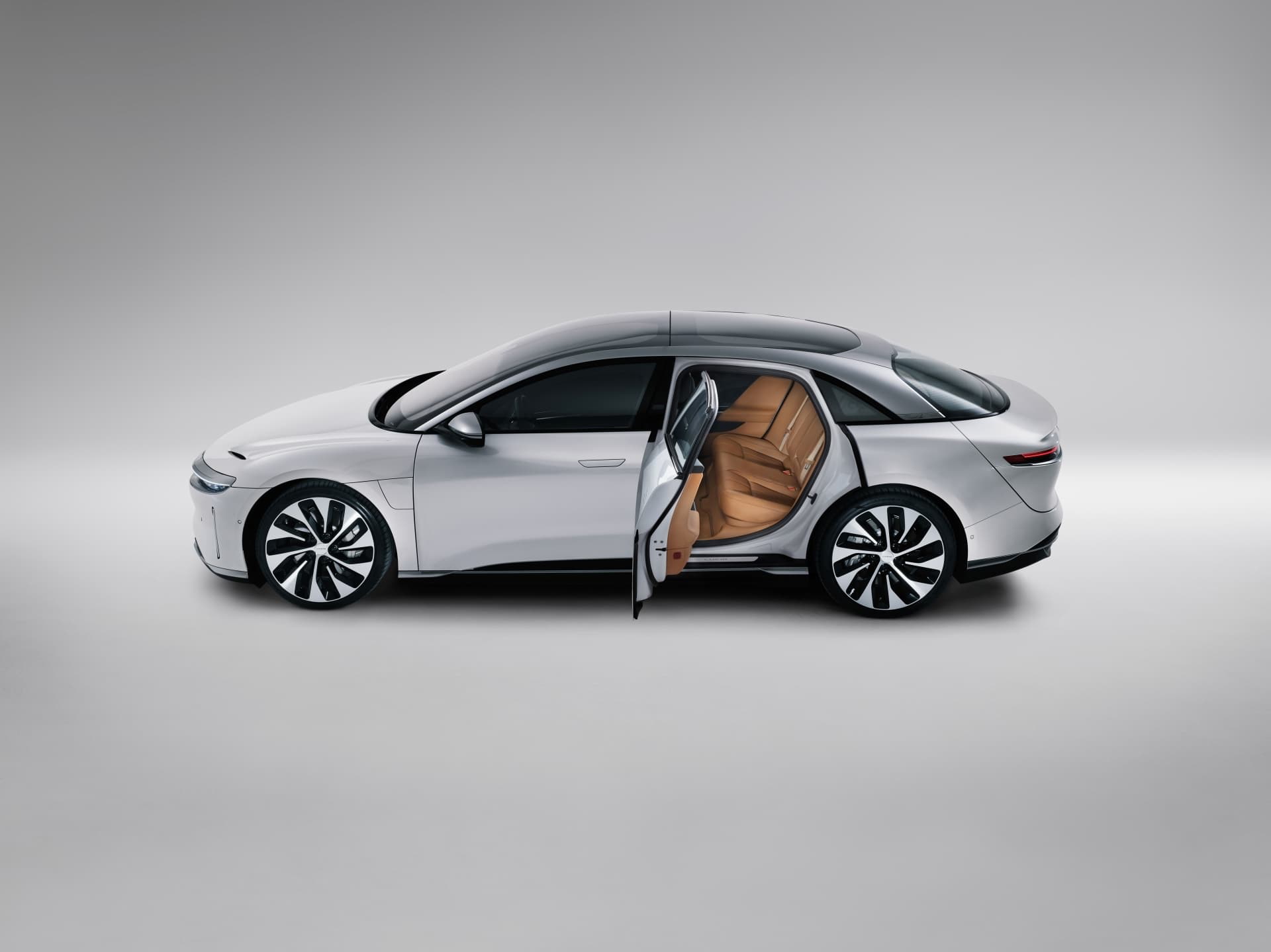 Lucid Air 2022 37