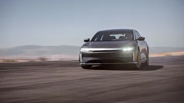 Lucid Air 2022 48