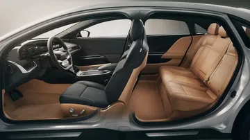 Lucid Air 2022 72