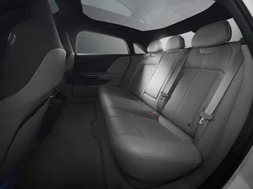 Lucid Air 2022 77