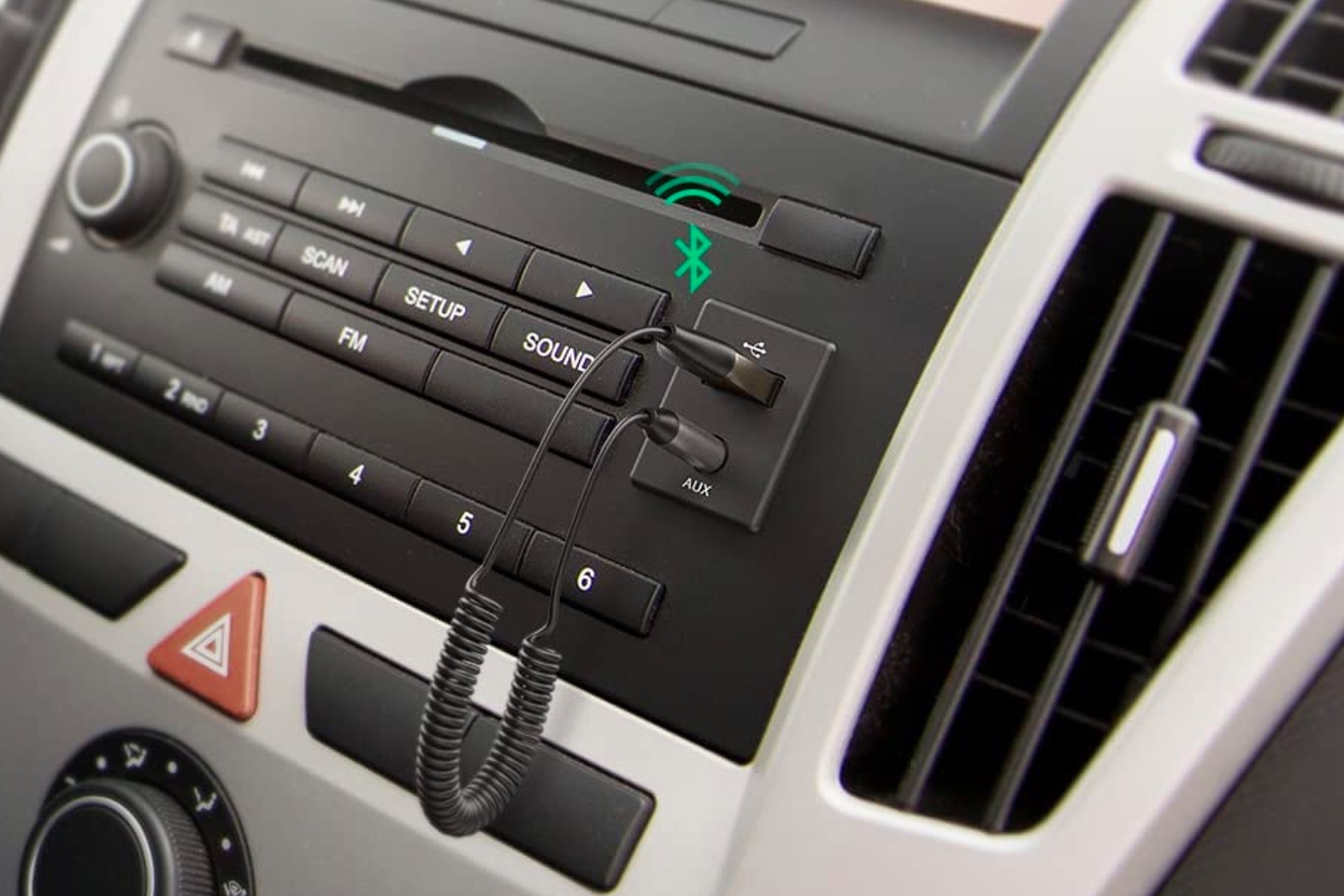 hielo torneo Restringido Cómo añadir Bluetooth a tu coche sin importar los años que tenga para  escuchar la música del móvil | Diariomotor