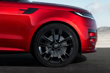 Range Rover Sport 2023 Detalles Rojo 01