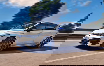 Volkswagen Golf R 20 Aniversario 2022 01