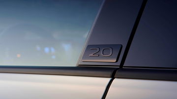 Volkswagen Golf R 20 Aniversario 2022 07