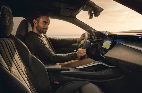 PEUGEOT_E408-interior (14)