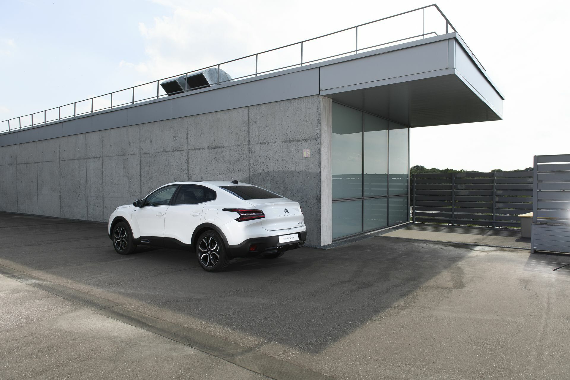 Citroen C4 X 2023 17