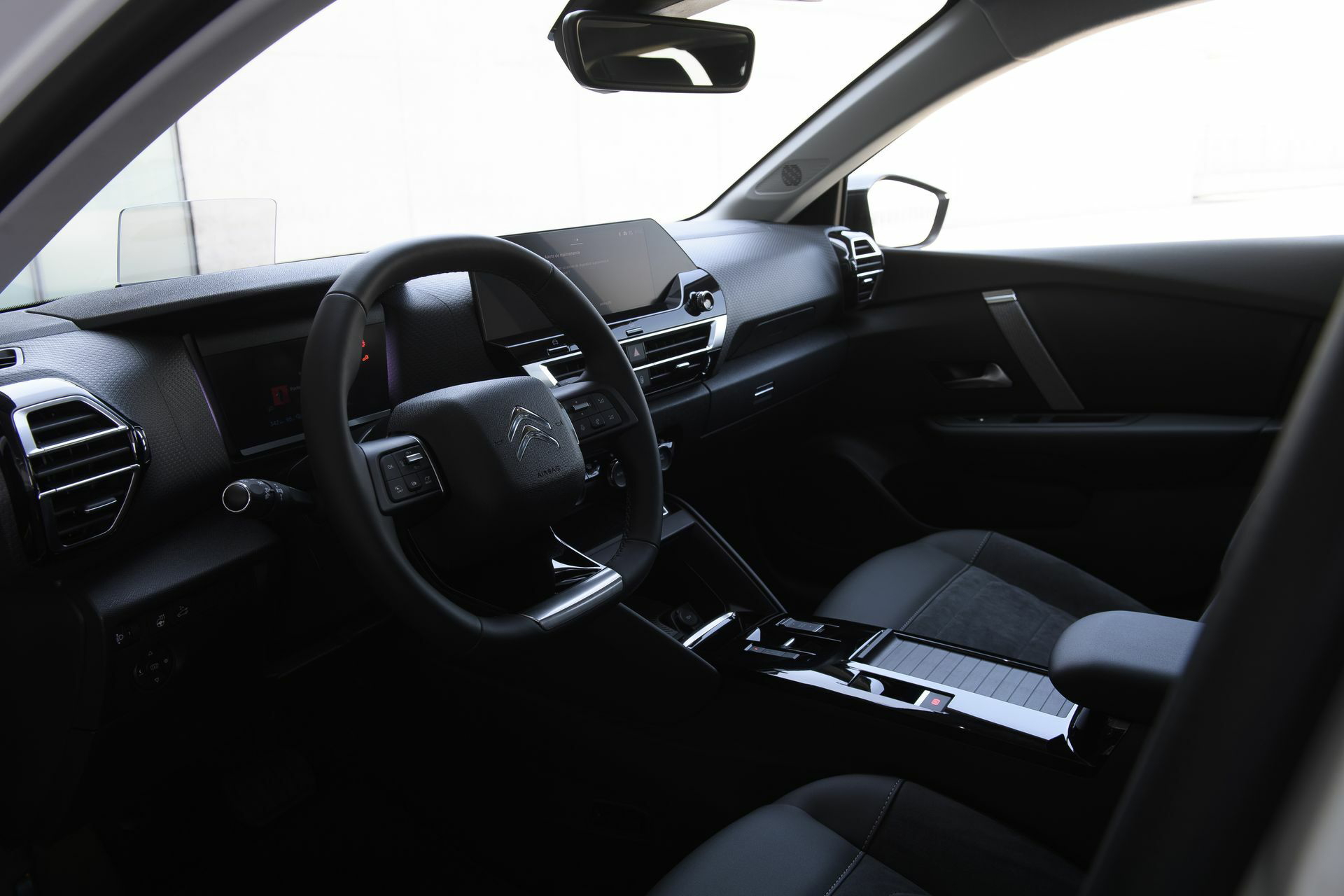 Citroen C4 X 2023 33