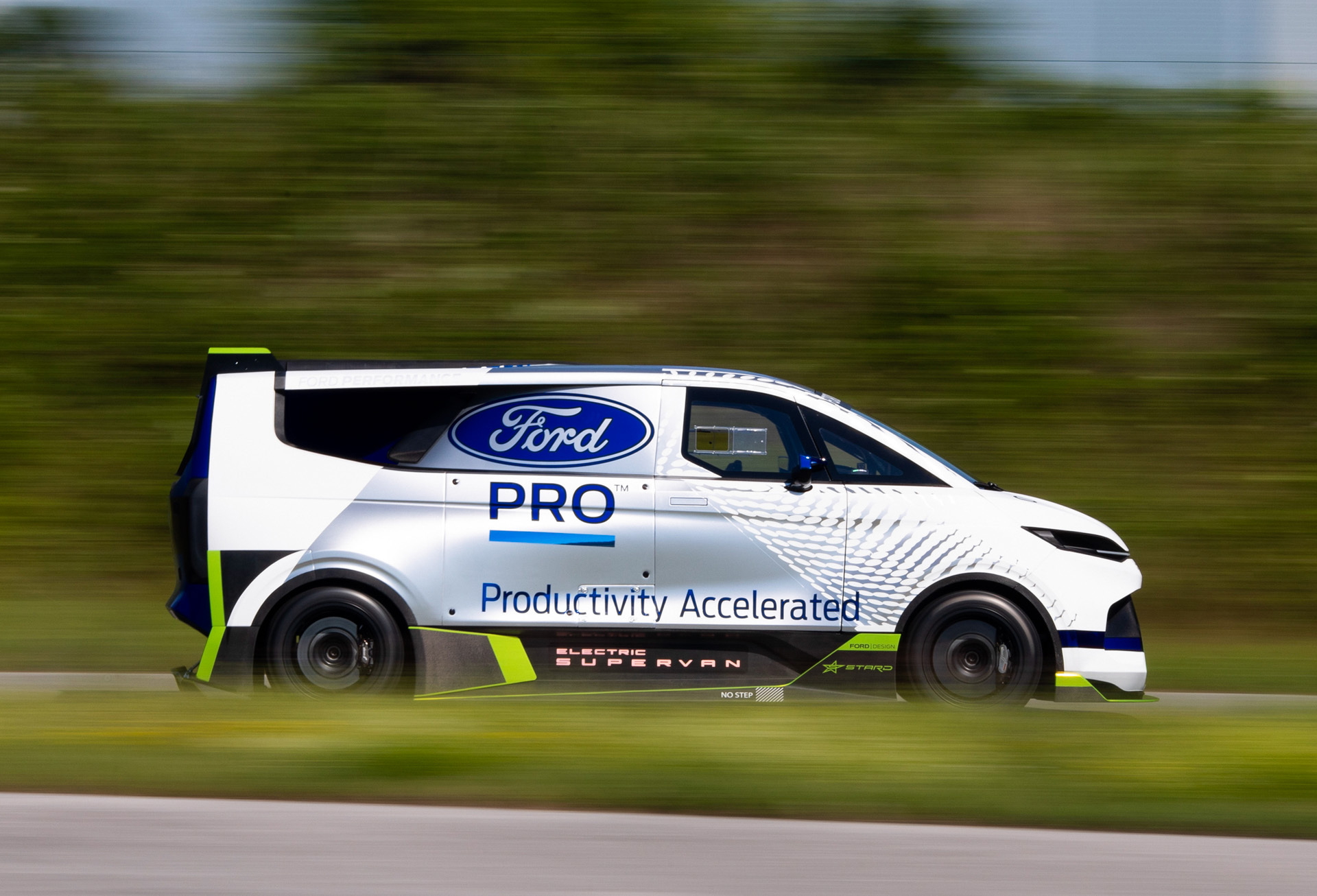 Ford Pro Electric Supervan 12