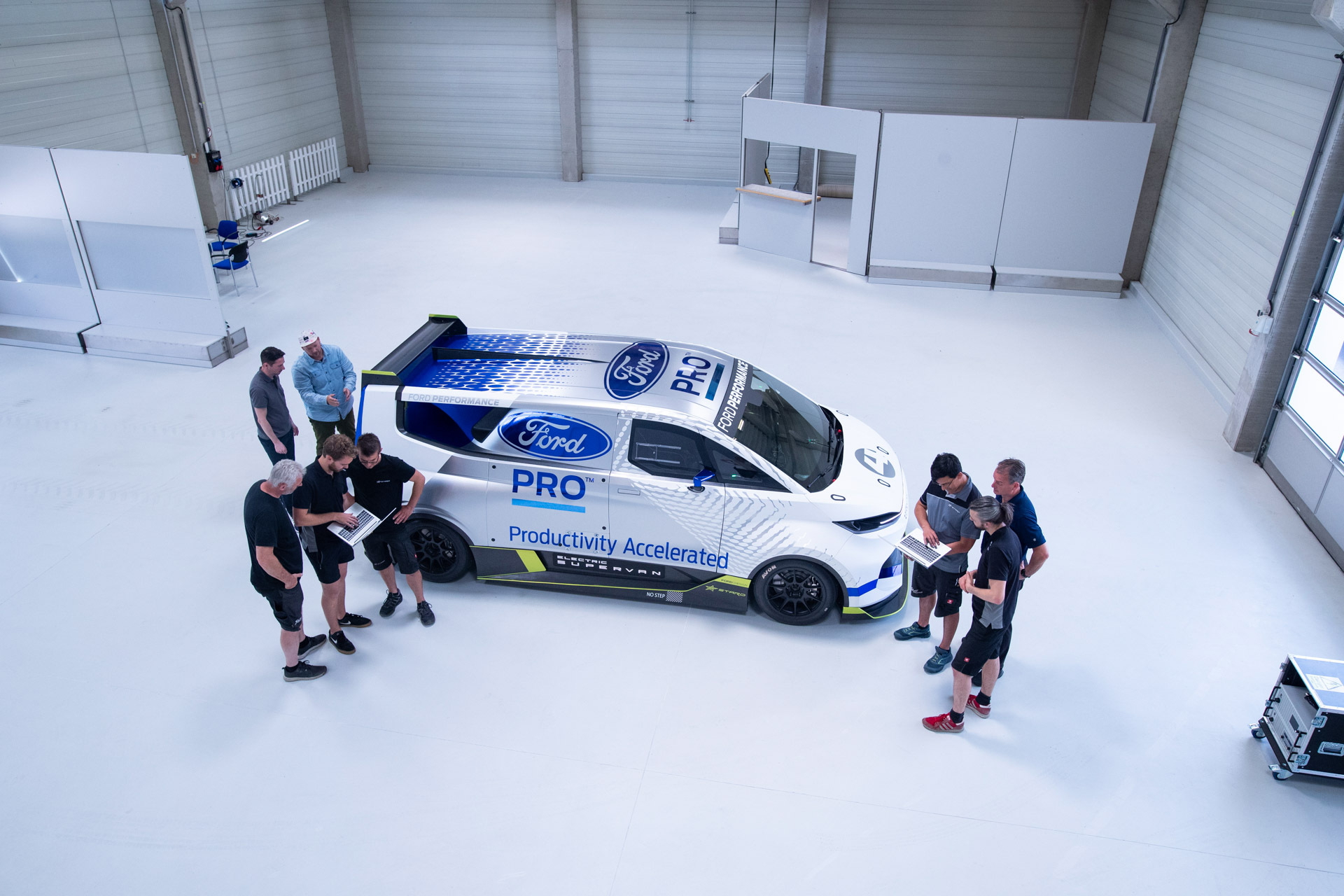 Ford Pro Electric Supervan 43
