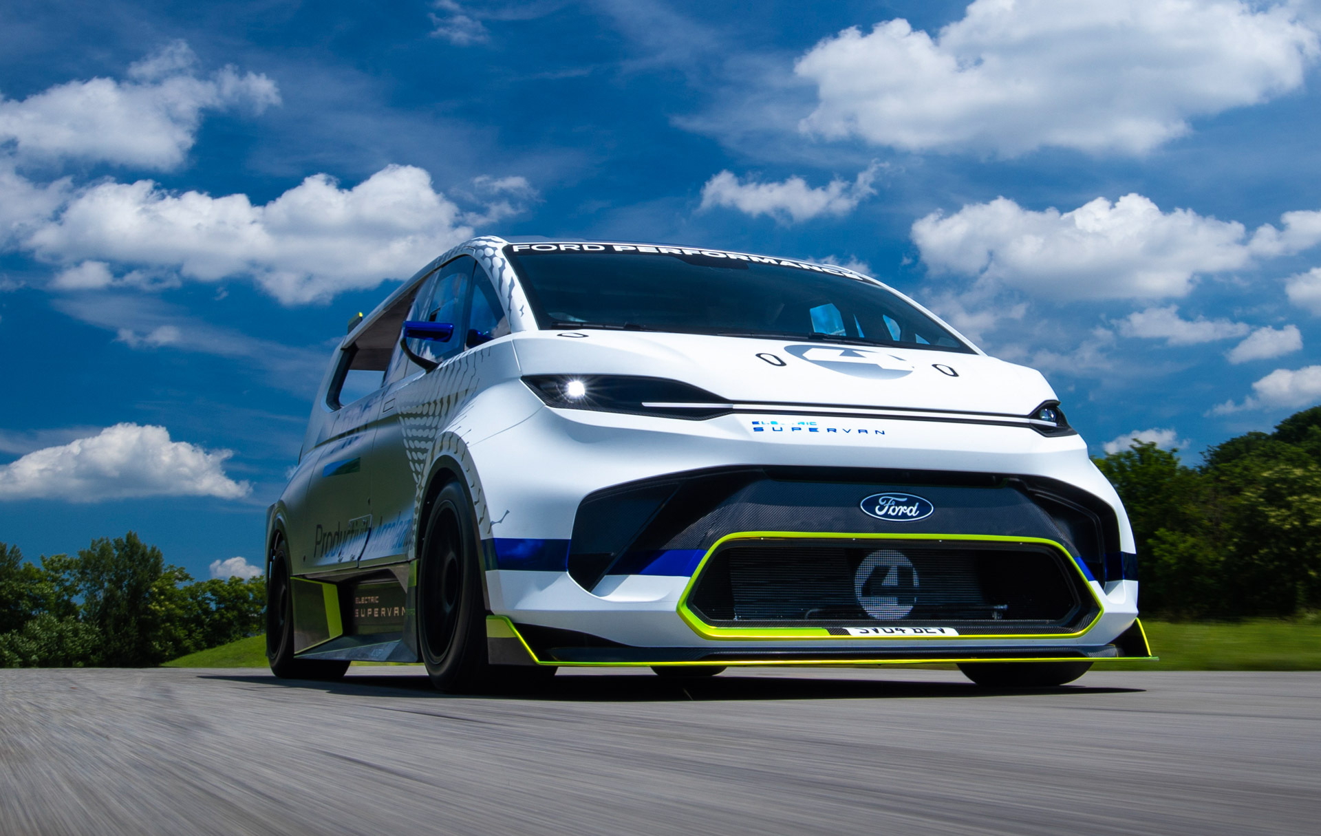 Ford Pro Electric Supervan 7