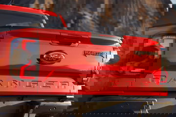 Ford Ranger Raptor 2023 40