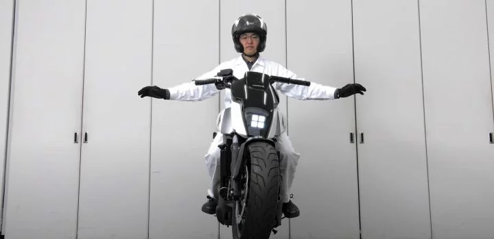Honda Driving Assist Moto Autonoma