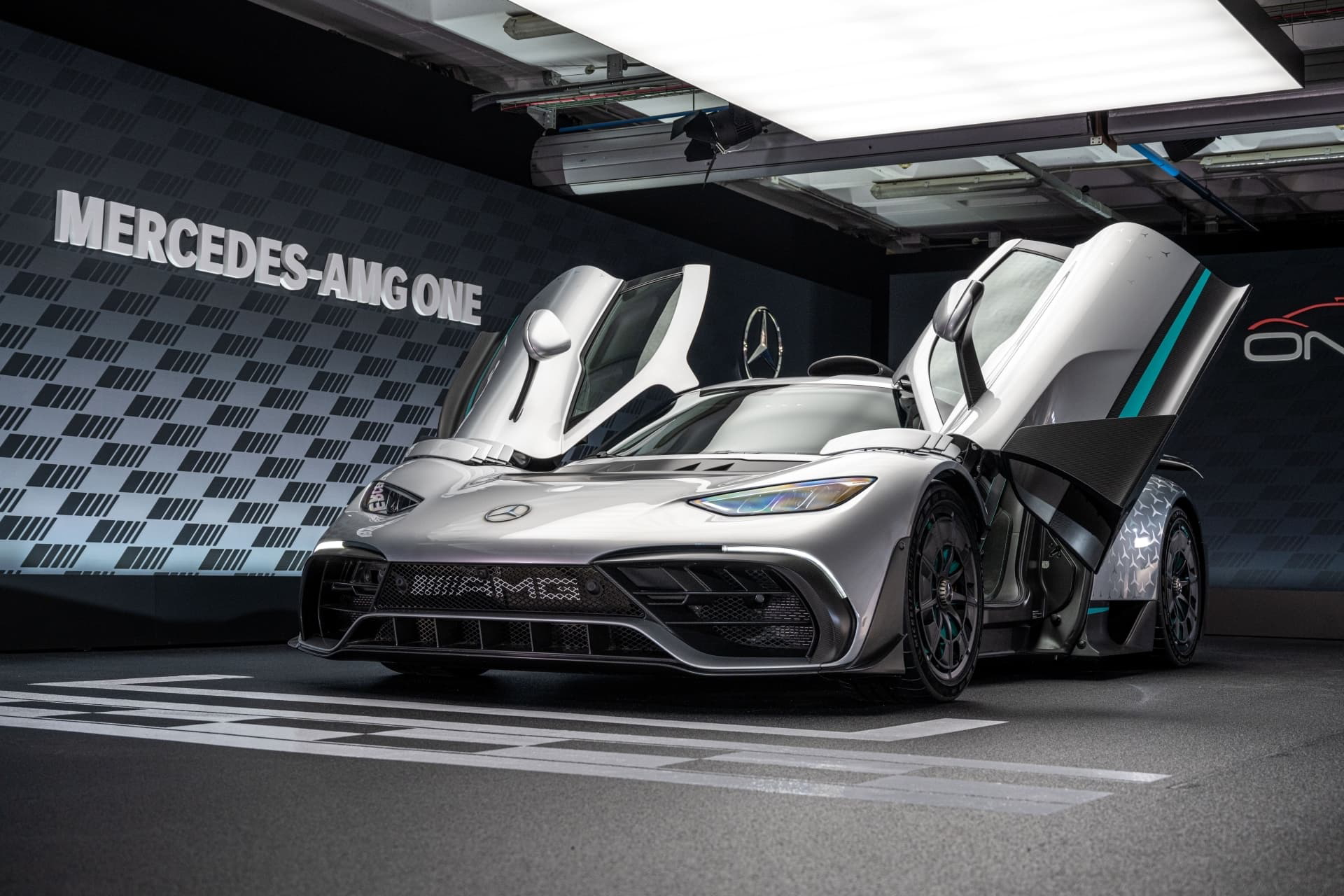 Mercedes Amg One 2023 23
