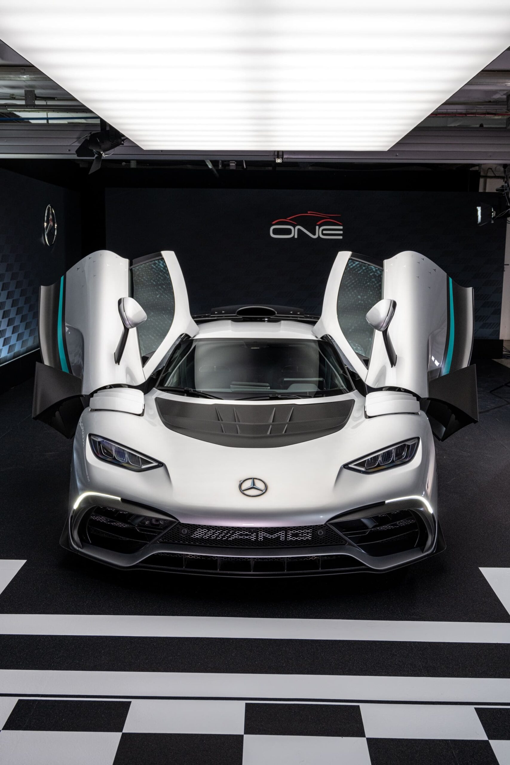 Mercedes Amg One 2023 25