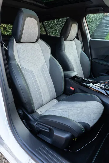 Peugeot E 2008 Asientos