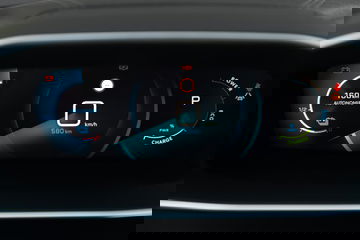 Peugeot E 2008 Interior 03