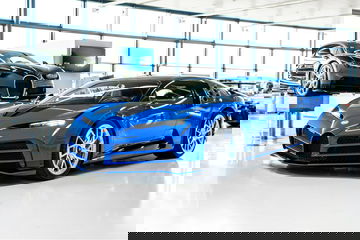 Primer Bugatti Centodieci 03
