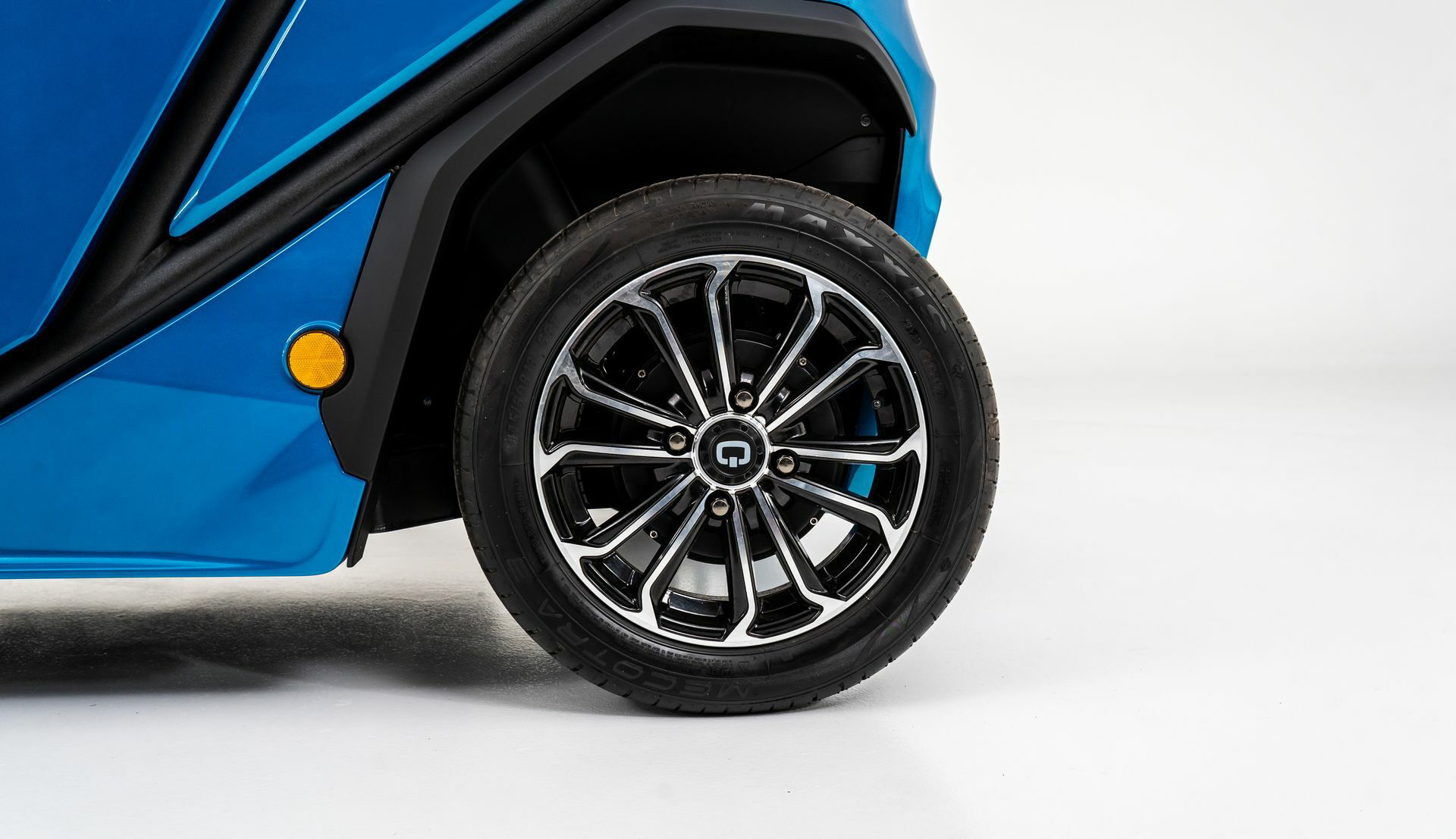 Solar City Squad Car 28