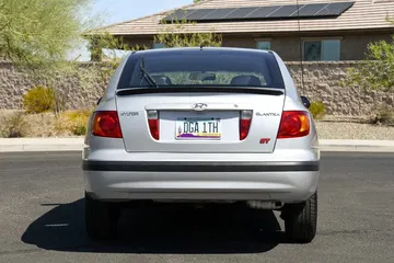 Hyundai Elantra Pocos Km 4